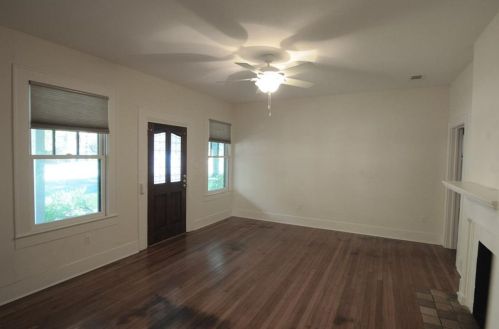 2908 Beanna St, Austin TX  78705-3208 exterior