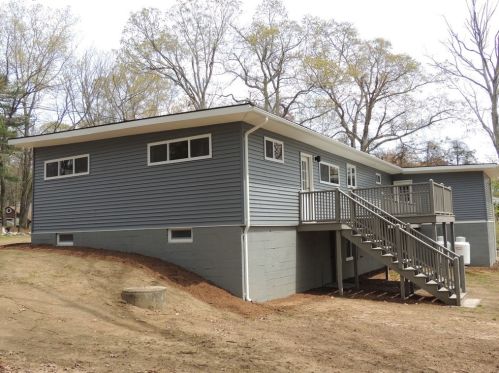 214 Wilbraham Rd, Monson MA  01057-9408 exterior