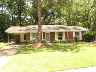 1723 Hill Hedge Dr, Montgomery, AL 36106-2513