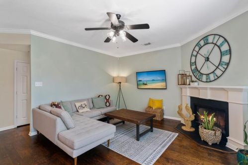 4177 Canyon Glen Cir, Austin TX  78732-2183 exterior