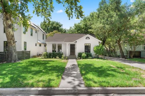 1703 31 St, Austin TX 78705-2148 exterior