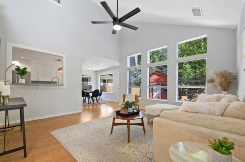 8117 Almondsbury Ln, Austin TX  78748-4913 exterior