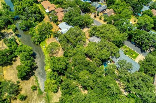 4609 Arapahoe Trl, Austin TX 78745-1510 exterior