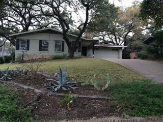 1508 Betty Jo Dr, Austin TX  78704-2647 exterior