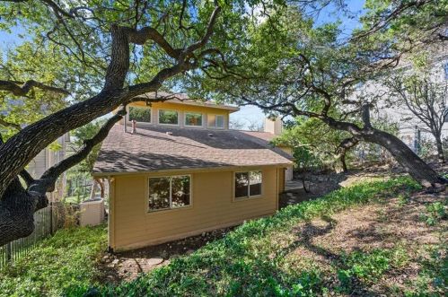 6611 Candle Rdg Cv, Austin TX 78731-2859 exterior