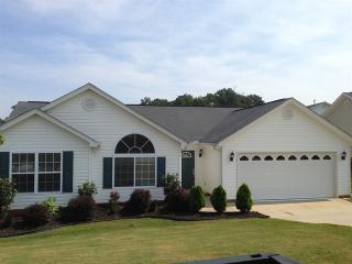 4 Sandwort Ln, Taylors SC  29687-5466 exterior