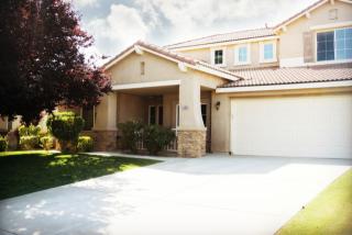 11007 Vista Del Luna Dr, Bakersfield, CA 93311-9182