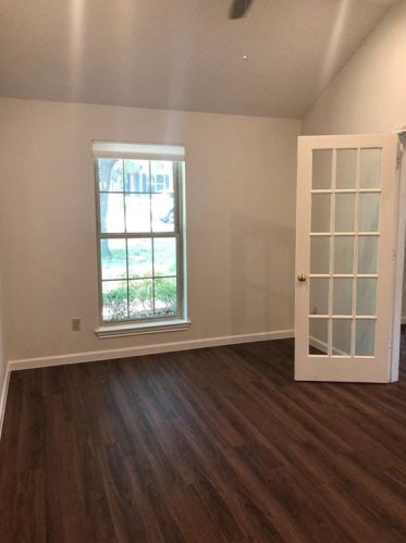 6106 Back Bay Ln, Austin TX  78739-1620 exterior