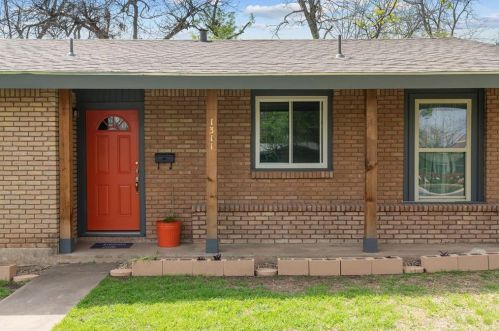 1311 Briarcliff Blvd, Austin TX  78723-1806 exterior