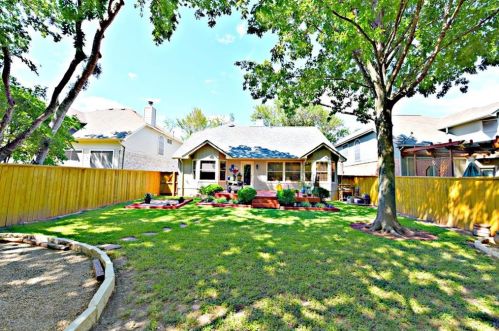1011 Briargate Dr, Austin TX 78753-2048 exterior