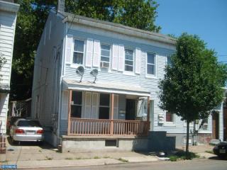 428 Elmer St, Trenton, NJ 08611-1206