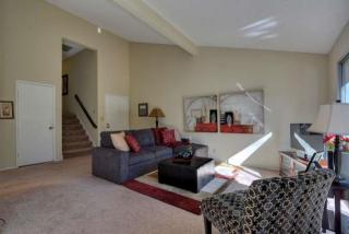 20294 Northglen Sq, Cupertino, CA 95014-0520