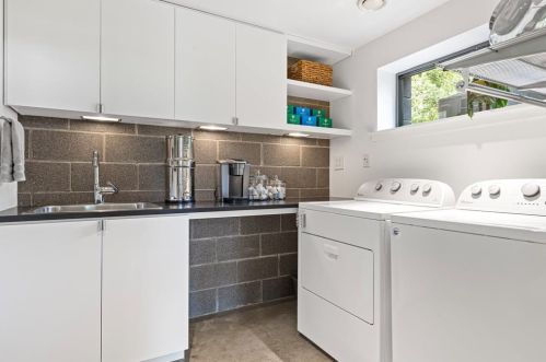 1101 Cyn Edge Dr, Austin TX 78733-2005 exterior