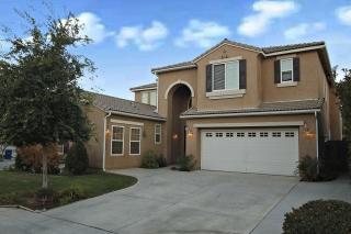 1124 Applegate Ave, Clovis CA  93611-8179 exterior