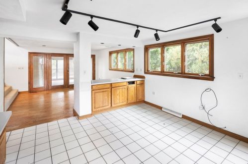 75 Sewall Ave, Winthrop MA 02152-1525 exterior