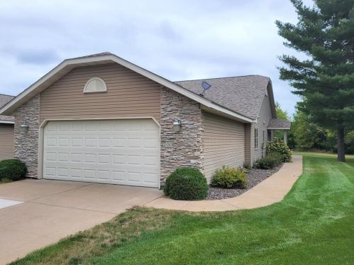 700 Deer Path, East Farmington, WI 54020-5852