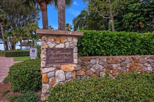 777 Anchor Rode Dr, Naples FL  34103-2721 exterior