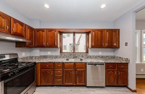 78 Beal St, Winthrop MA  02152-2752 exterior