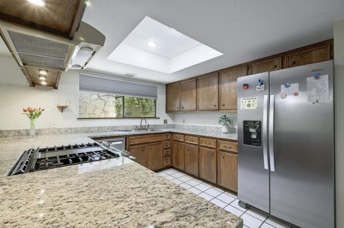 3401 Cactus Wren Way, Austin TX  78746-6636 exterior