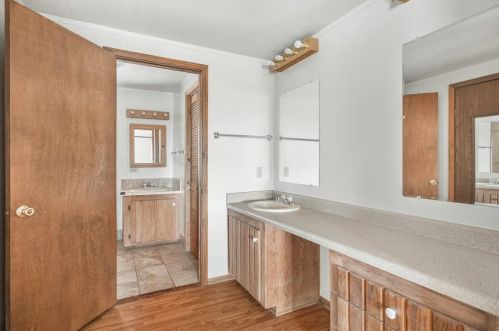 5116 Avispa Way, Austin TX 78738-7602 exterior