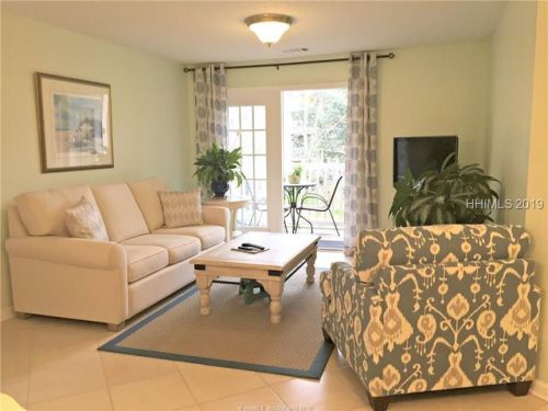 100 Kensington Blvd, Bluffton SC  29910-7464 exterior