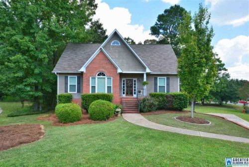 5904 Peachwood Cir, Birmingham, AL 35244-5483