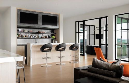 4402 Aqua Verde Dr, Austin TX 78746-1042 exterior