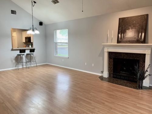 13400 Bolivia Dr, Austin TX  78729-8050 exterior