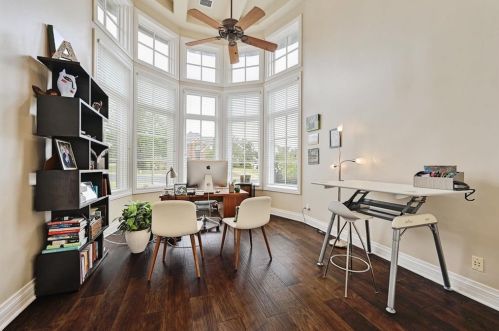 2004 Canonero Dr, Austin TX 78746-2125 exterior