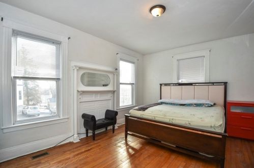 16 Westminster St, Worcester MA 01605-2701 exterior