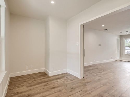 9707 Cottle Dr, Austin TX 78753-4305 exterior