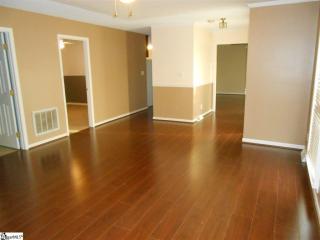 100 Stonehenge Ct, Taylors SC  29687-4703 exterior