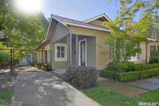 1733 40th St, Sacramento, CA 95819-4036