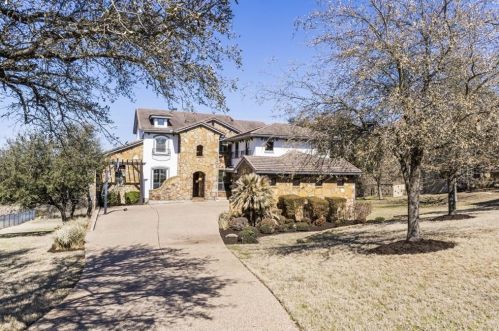 400 Dawn River Cv, Austin TX 78732-1986 exterior