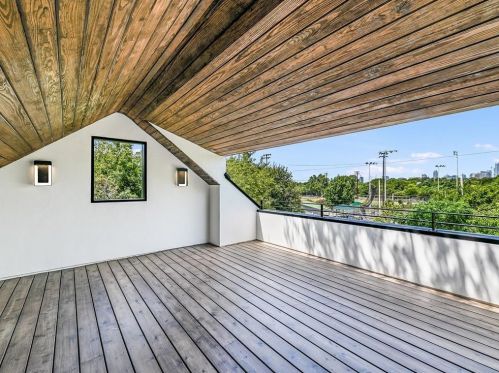 2903 14 St, Austin TX 78702-1628 exterior