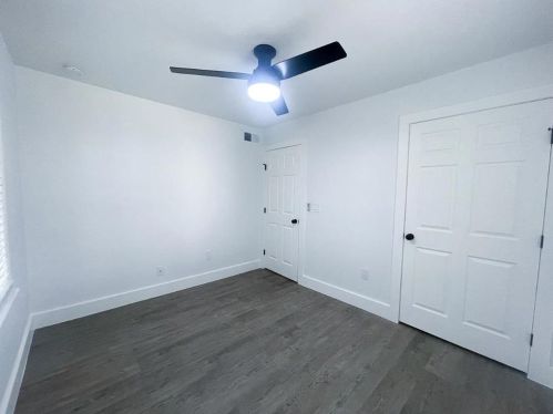 110 30th St, Austin TX  78705-3885 exterior