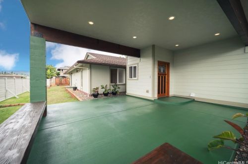 94-490 Holaniku St, Mililani, HI 96789-0017