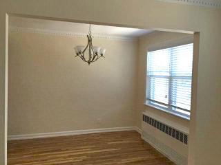 4920 Ditmars Blvd, Flushing NY  11370-1018 exterior