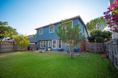 9345 Bernoulli Dr, Austin TX 78748-5044 exterior