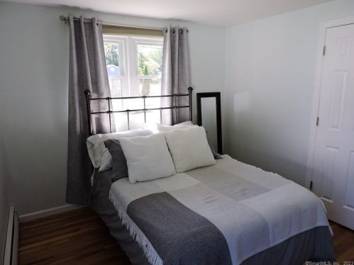 303 Hilton Dr, Wapping CT 06074-3418 exterior