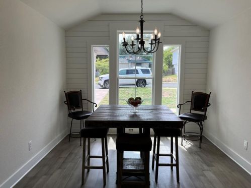 8105 Almondsbury Ln, Austin TX  78748-4913 exterior