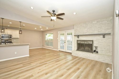 2608 Berkett Dr, Austin TX  78745-4320 exterior