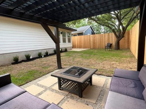8105 Almondsbury Ln, Austin TX  78748-4913 exterior
