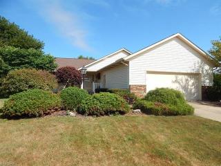 182 Stauffer Dr, Wadsworth, OH 44281-8703