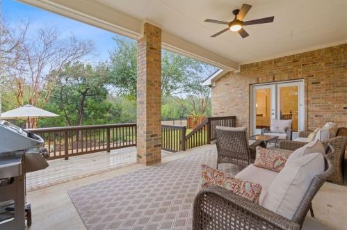 235 Abbott Dr, Austin TX 78737-4536 exterior