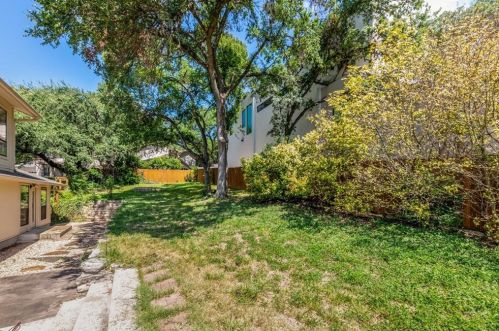 3500 Cactus Wren Way, Austin TX  78746-6637 exterior