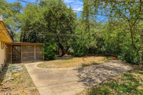 4609 Arapahoe Trl, Austin TX 78745-1510 exterior