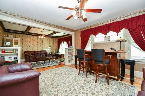 12 Woodford St, Worcester MA 01604-5423 exterior