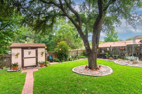 9806 Cottle Dr, Austin TX 78753-4305 exterior