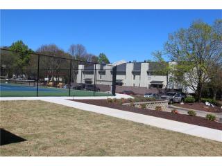 104 Park Ridge Cir, Marietta, GA 30068-4633